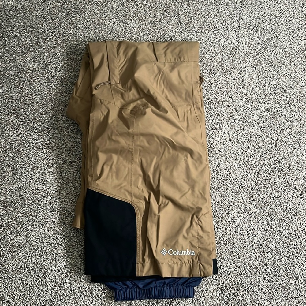Men’s Columnbia Ski Pants size medium